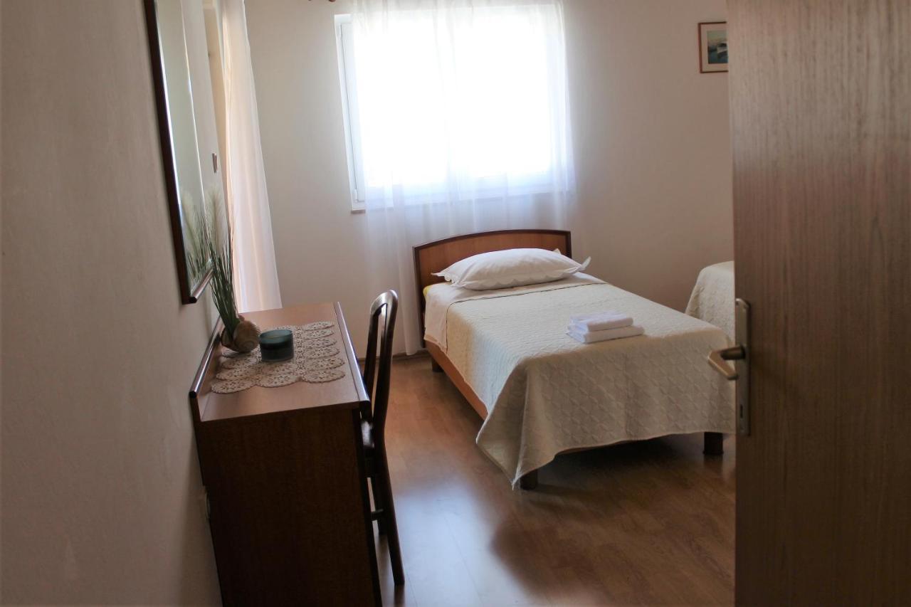 Apartment Benten Drvenik  Ngoại thất bức ảnh
