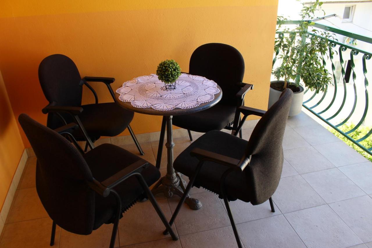 Apartment Benten Drvenik  Ngoại thất bức ảnh