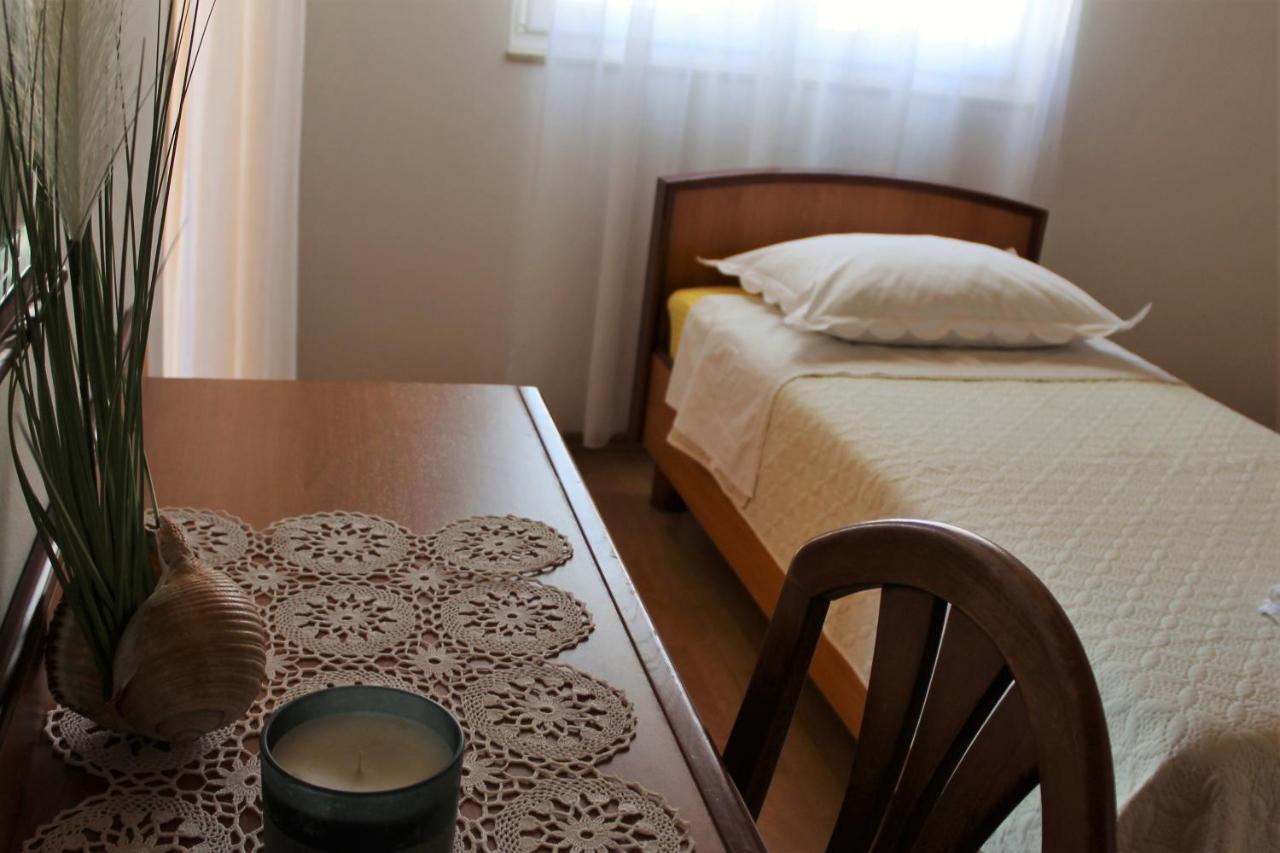 Apartment Benten Drvenik  Ngoại thất bức ảnh