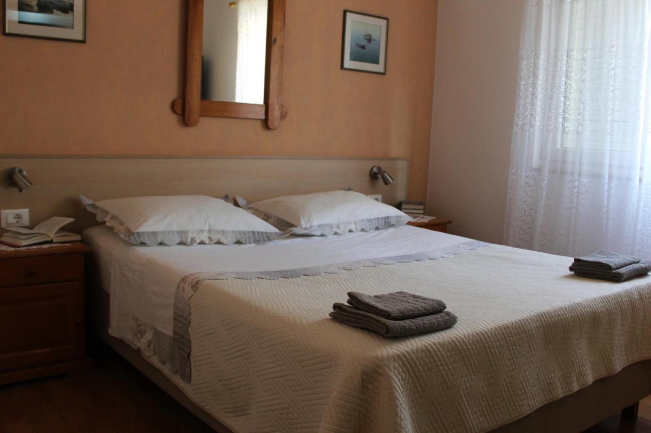Apartment Benten Drvenik  Ngoại thất bức ảnh