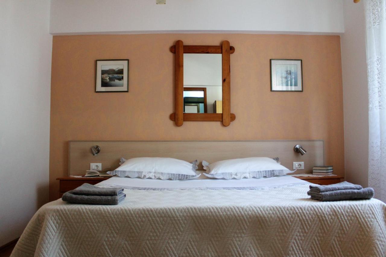 Apartment Benten Drvenik  Ngoại thất bức ảnh