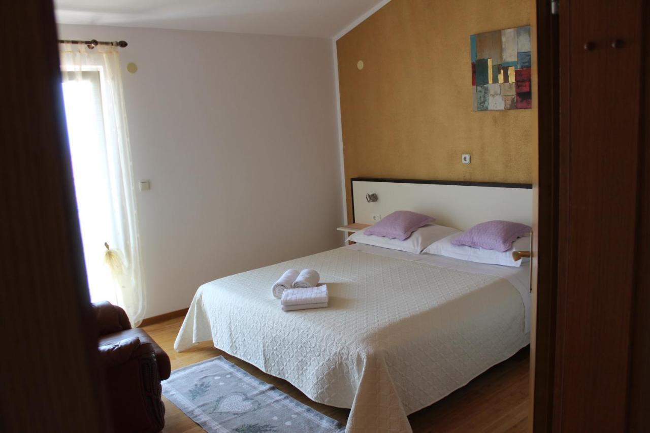Apartment Benten Drvenik  Ngoại thất bức ảnh