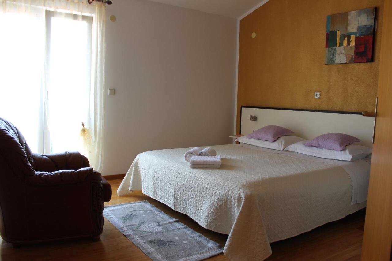 Apartment Benten Drvenik  Ngoại thất bức ảnh