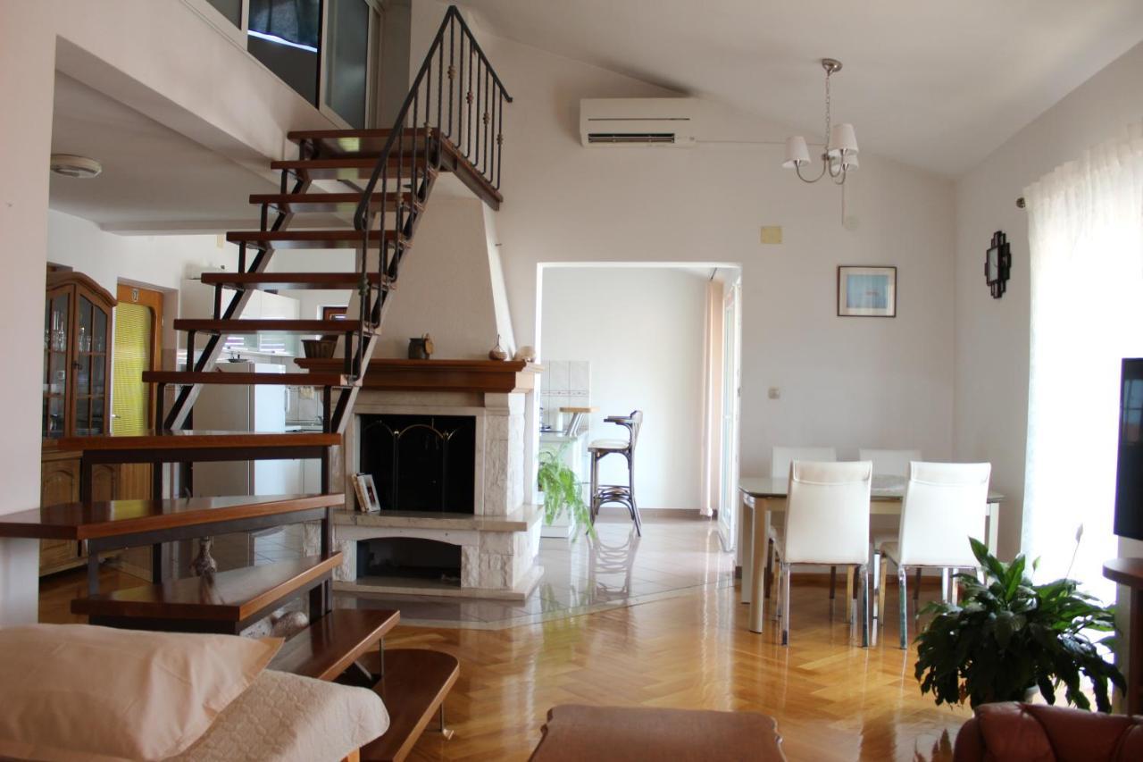 Apartment Benten Drvenik  Ngoại thất bức ảnh